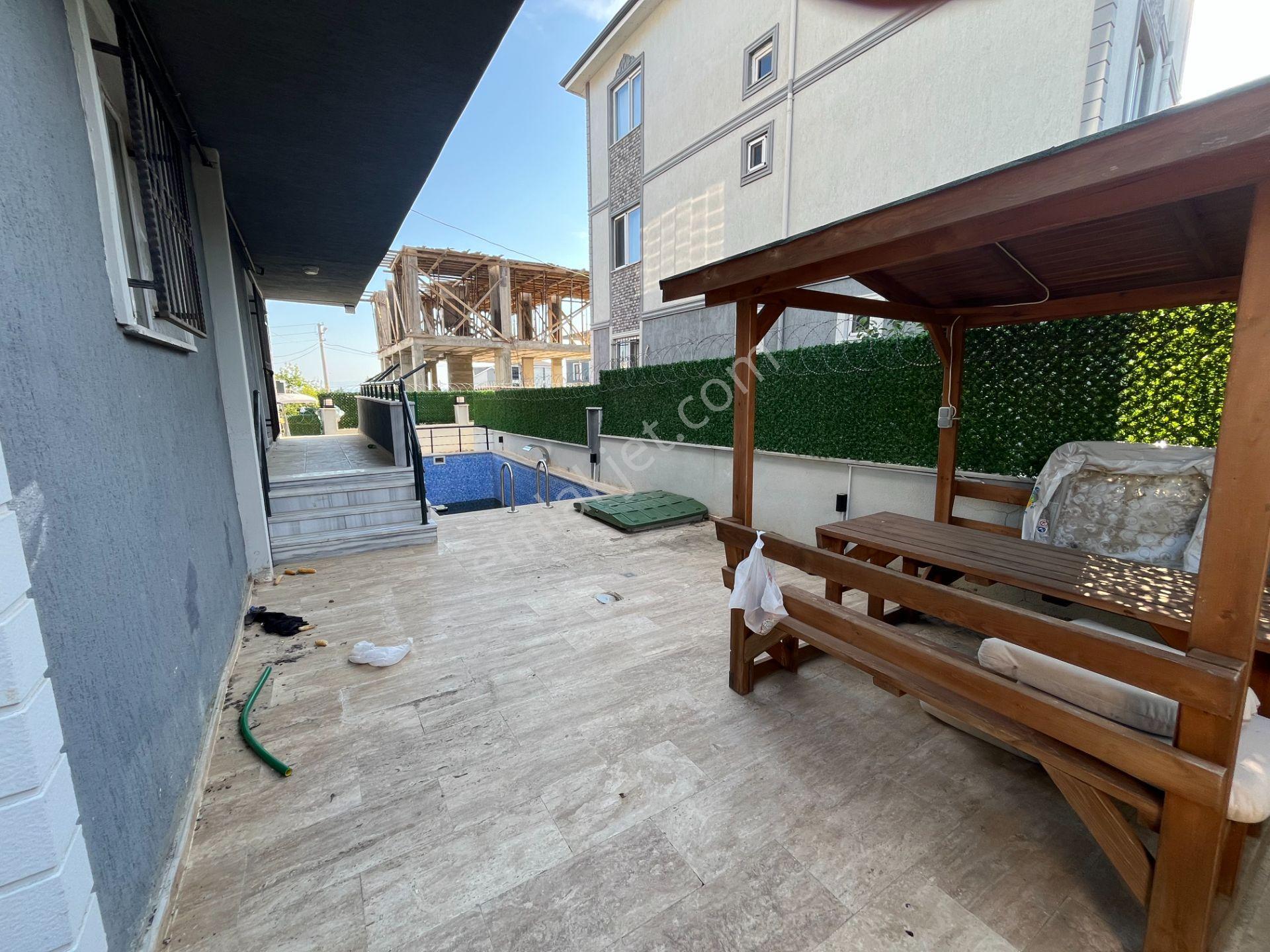 Deniz Manzaralı Denize Yakın Saunalı Havuzlu Müstakil 4+1 Villa - Görsel 10