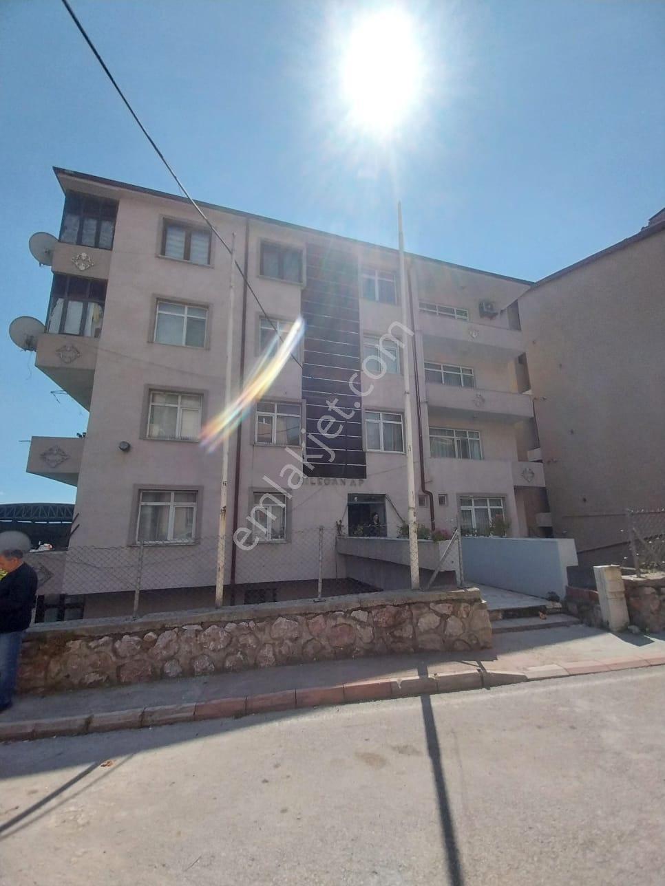 Üniversite Yanında Deniz Manzaralı 3+1 Fırsat Daire - Görsel 14