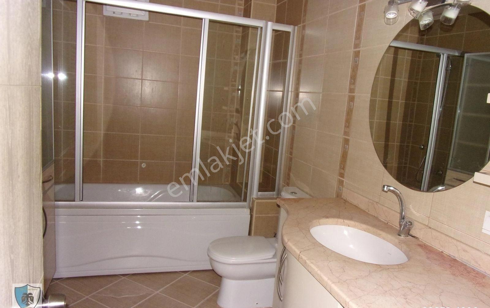 Tarabya Sanatçılar Sitesinde 3+1 140 Metrekare Muhteşem Kiralık Daire - Görsel 35
