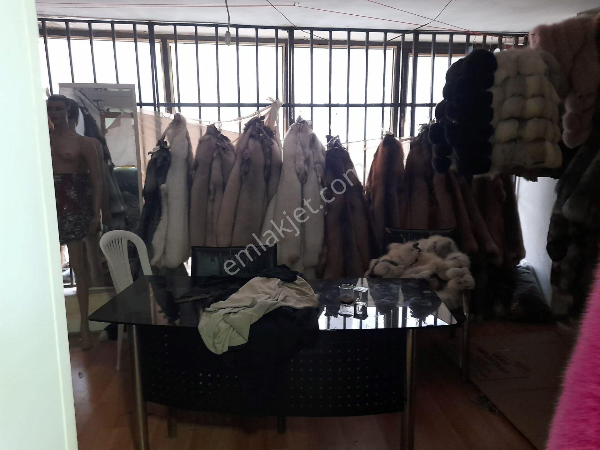 Emlak Uzmanı'ndan Zeytinburnu Yenidoğan'da Satılık Asma Katlı Yatırımlık Dükkan - Görsel 13