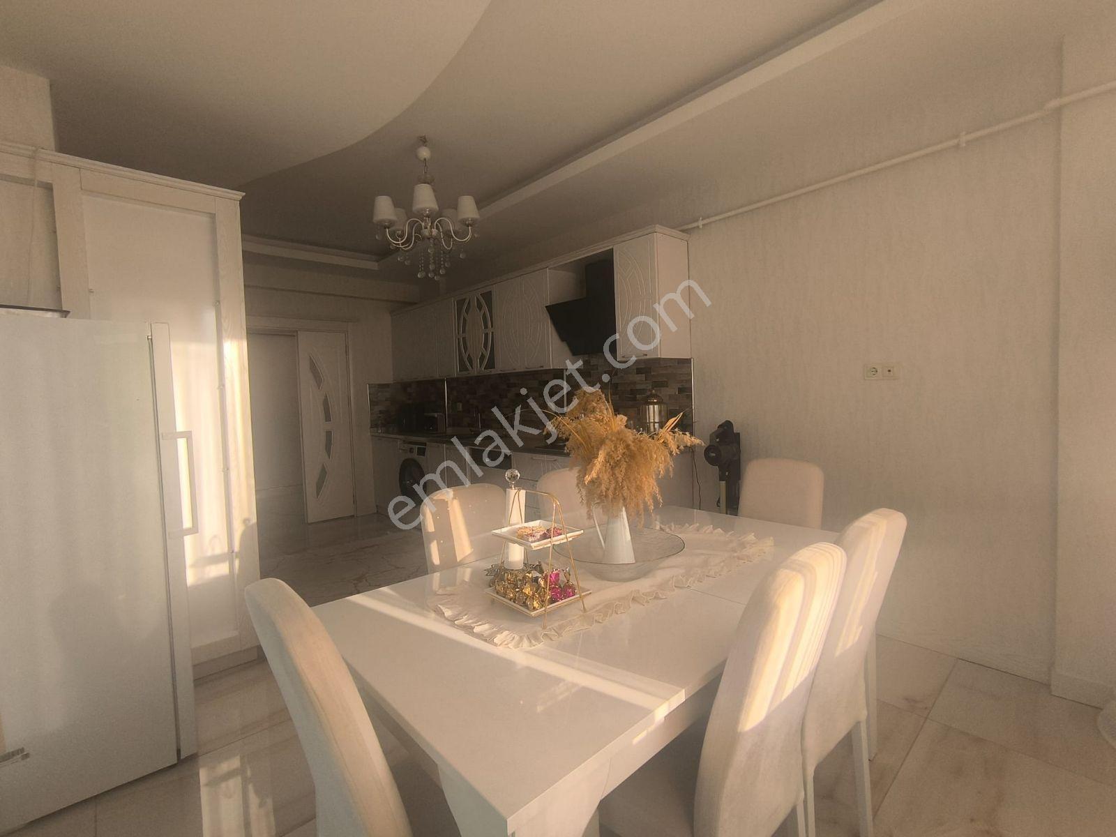 Fabrika Mahallesi'nde Fiyat Düştü 3.5+1 Acil Satılık Daire - Görsel 30