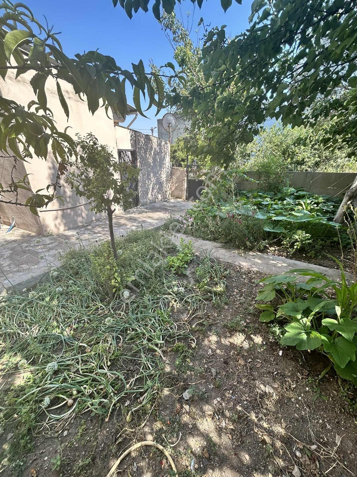 Ayyıldız Mah. 2+1 Bahçeli Oturuma Uygun 130 M2 Arsa Ya Sahip - Görsel 25