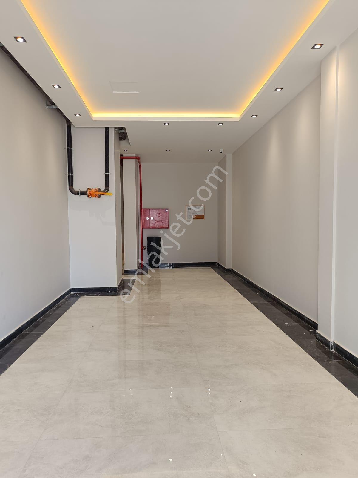 Kabasakalda Sosyal Donatılı+güvenlikli 3+1 Kapalı Mutfak+ankastreli+doğalgazlı+2banyolu+g. Odalı - Görsel 21