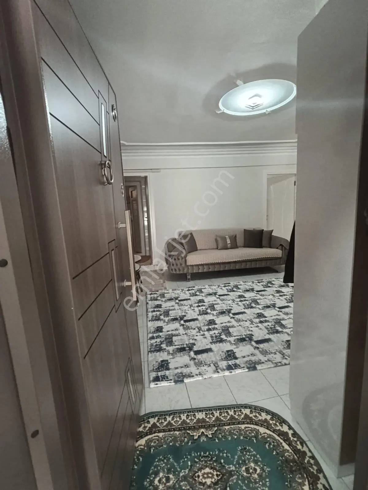 Selçukbey Mahallesinde 130m2 2+1 Geniş Mulkiyetli Satılık Daire - Görsel 5