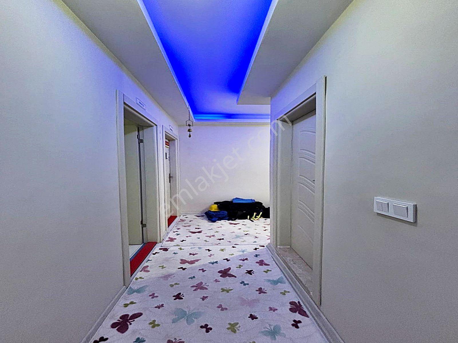 Cadde34 Yapı'dan Kıraç Cumhuriyet Caddesinde Asansörlü Yeni Binada 5+2 Teraslı Dubleks Daire - Görsel 24