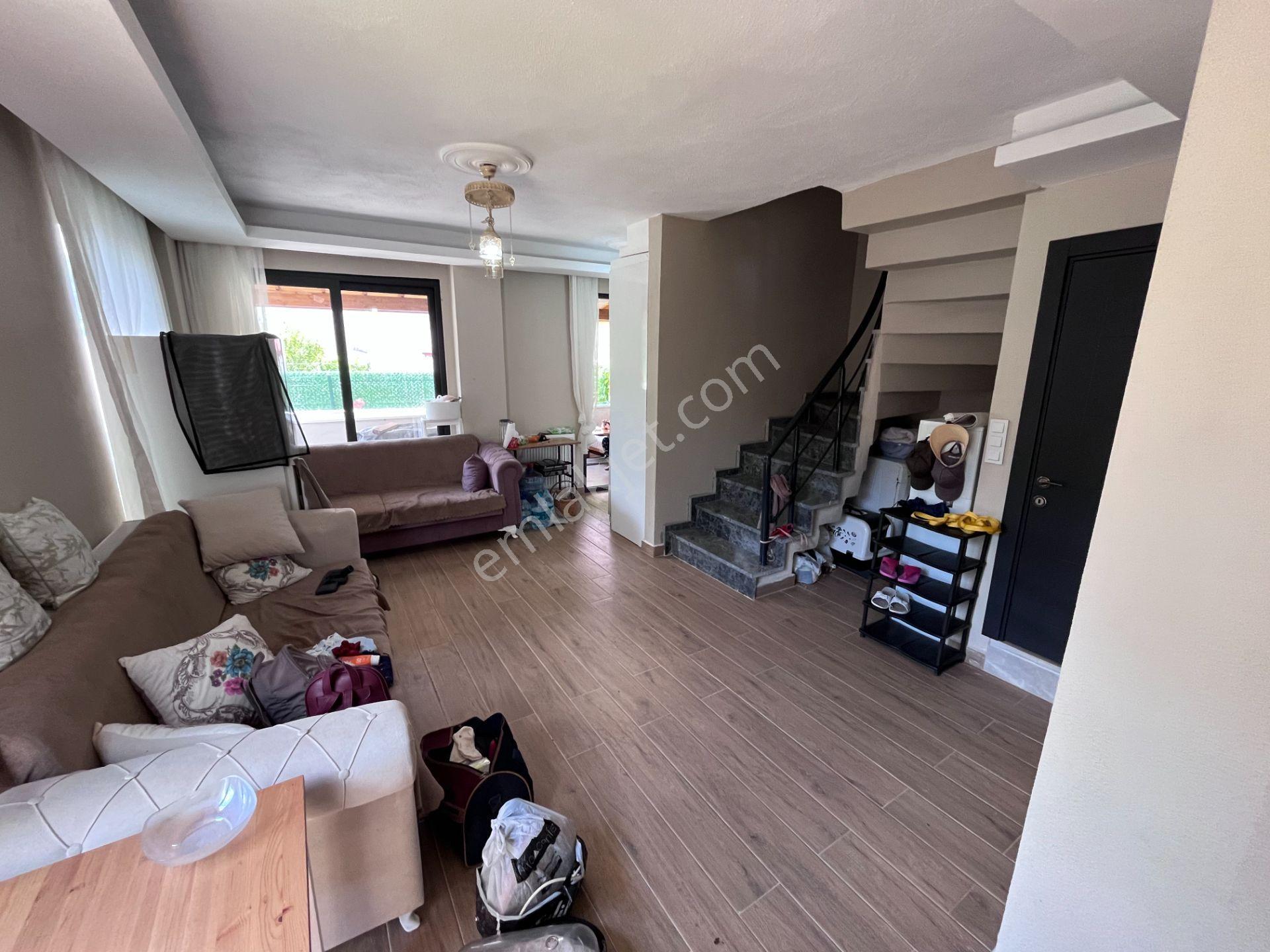 Deniz Tarafında Denize 5 Dakika Uzaklıkta 3+1 Bahçeli Kurulu Düzen Villa - Görsel 10