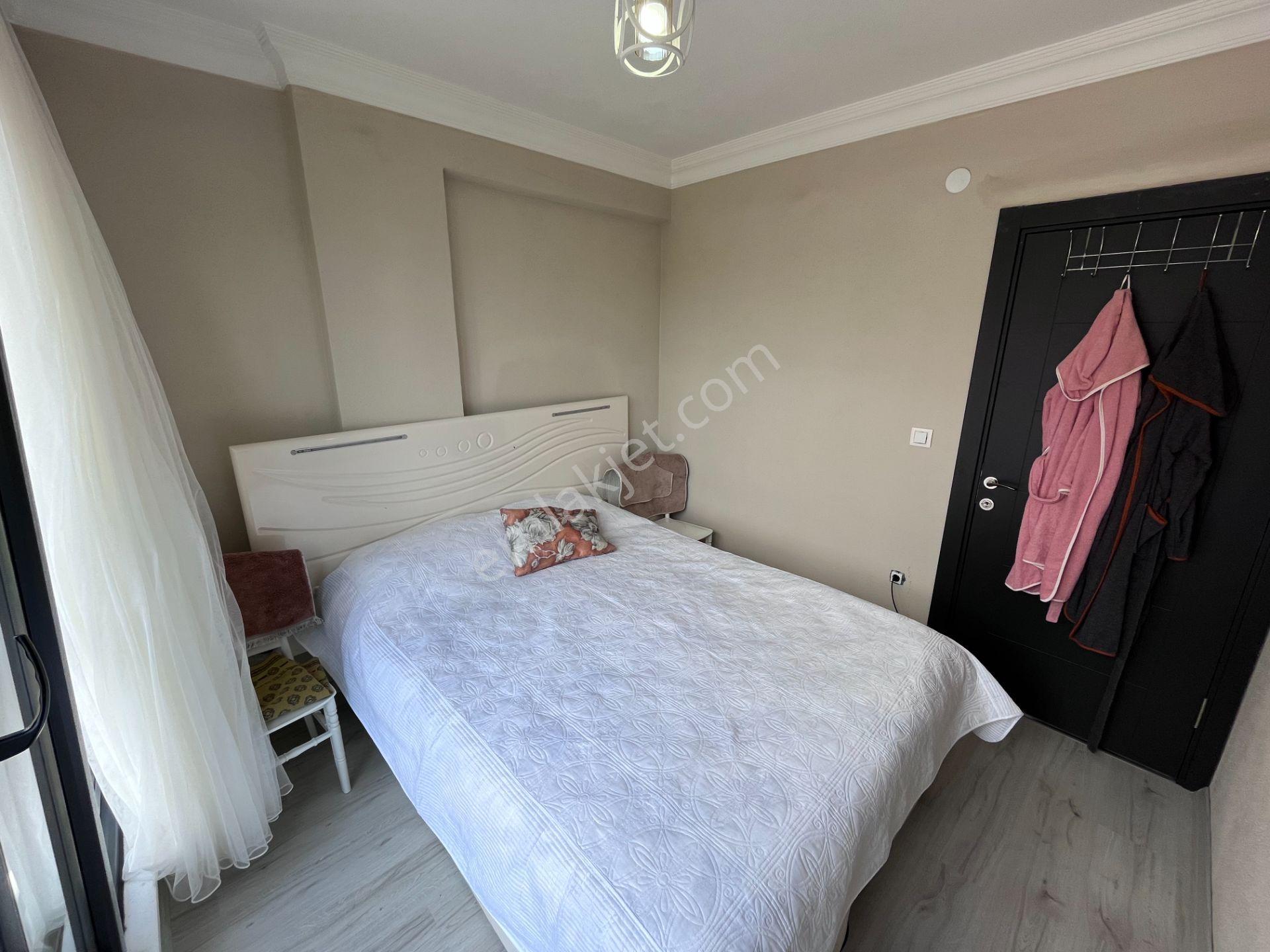 Deniz Tarafında Denize 5 Dakika Uzaklıkta 3+1 Bahçeli Kurulu Düzen Villa - Görsel 15