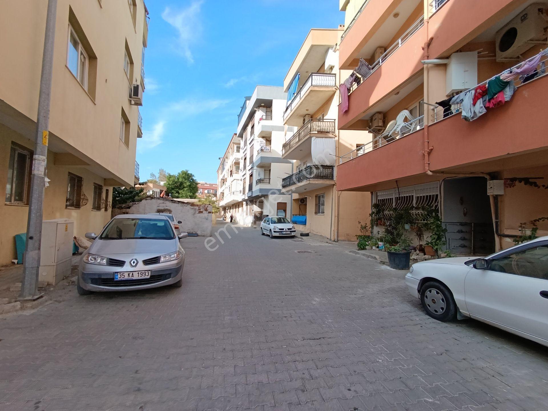 Seferihisar Pazaryeri'nde Merkezi Konumda Kiralık 2+1 Ayrı Mutfak Daire - Görsel 20