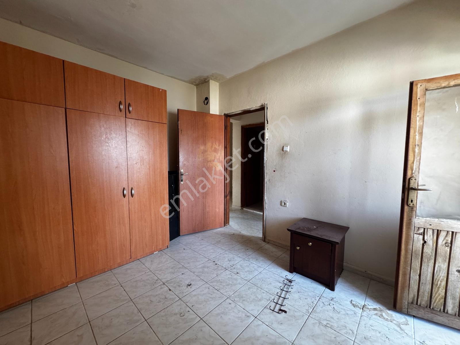 Denize Ve İdoya Çok Yakın Kelepir Fırsat Daire (110m2) - Görsel 18