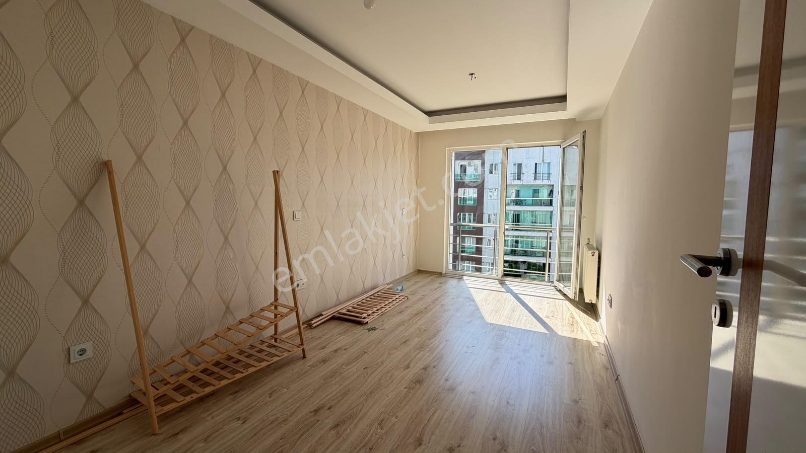 Adnan Kaveci Mah. Ahenk İstanbul Sitesi Kiralık 1+1 Daire - Görsel 24