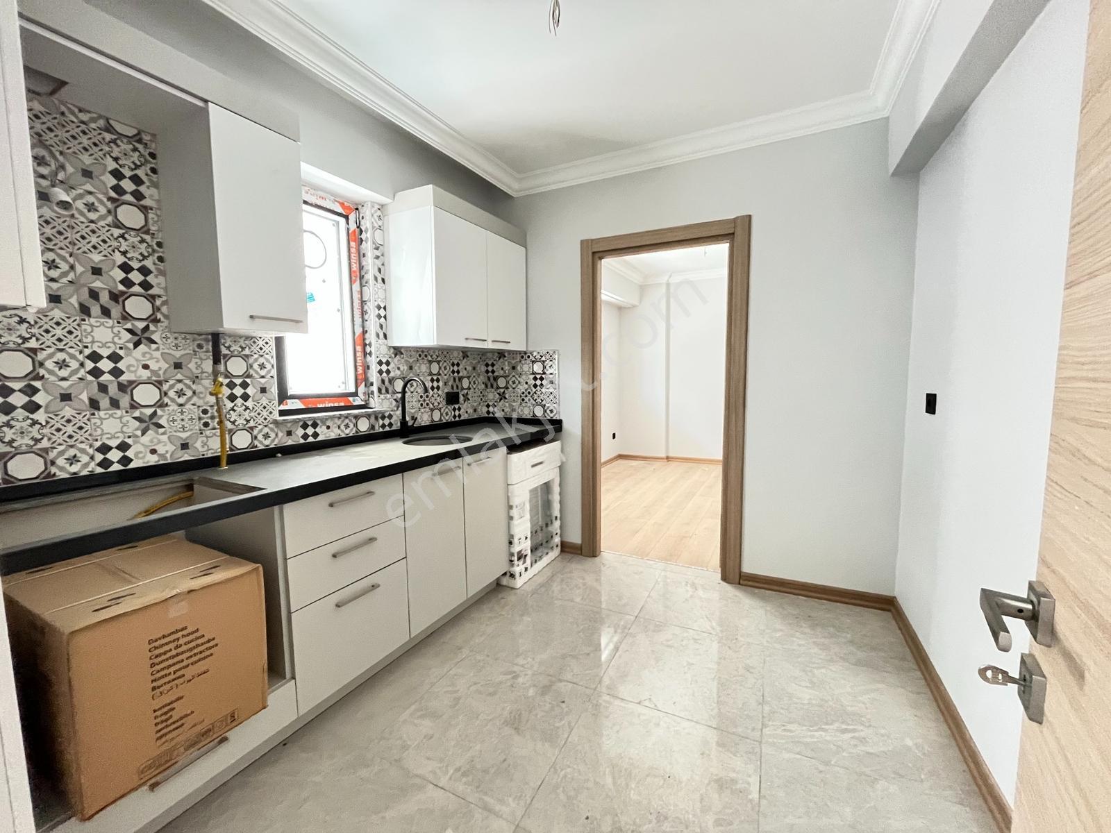 Sevinç'ten Kapalı Otoparklı 2+0 Kiralık 'sıfır' Daire - Görsel 19