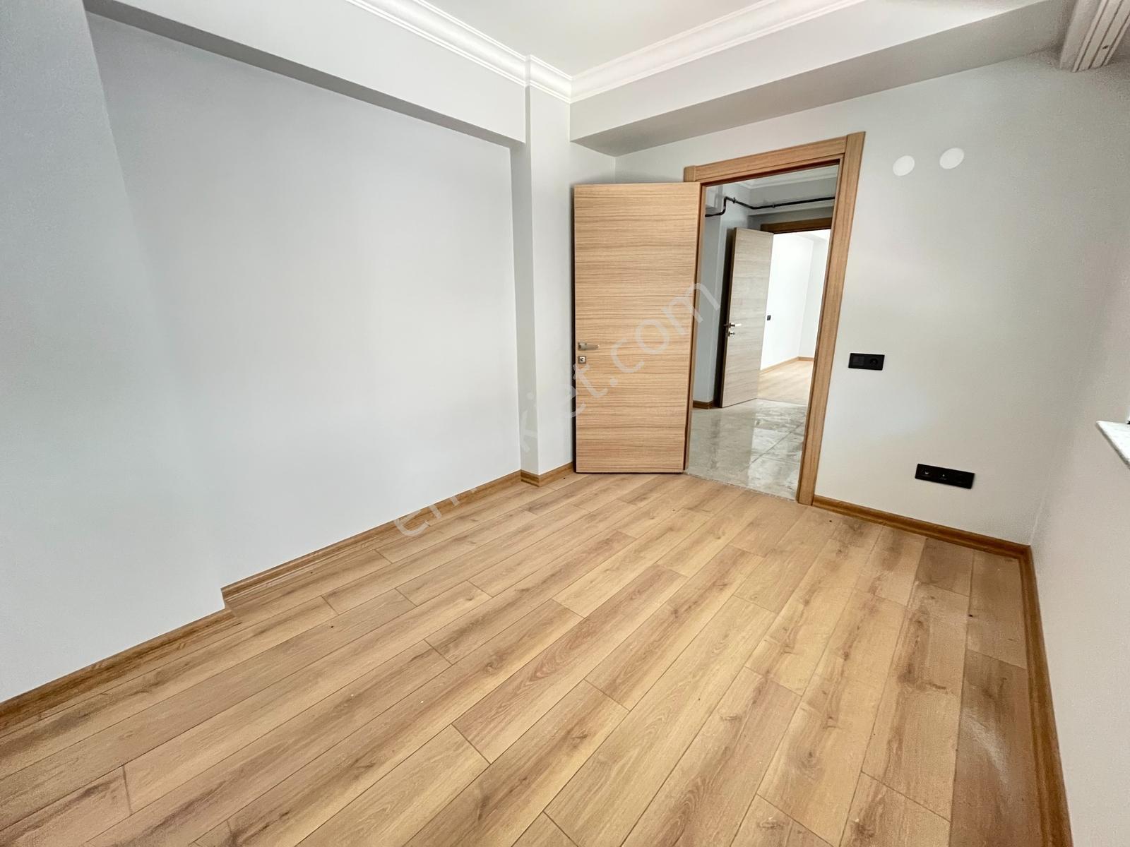 Sevinç'ten Kapalı Otoparklı 2+0 Kiralık 'sıfır' Daire - Görsel 18
