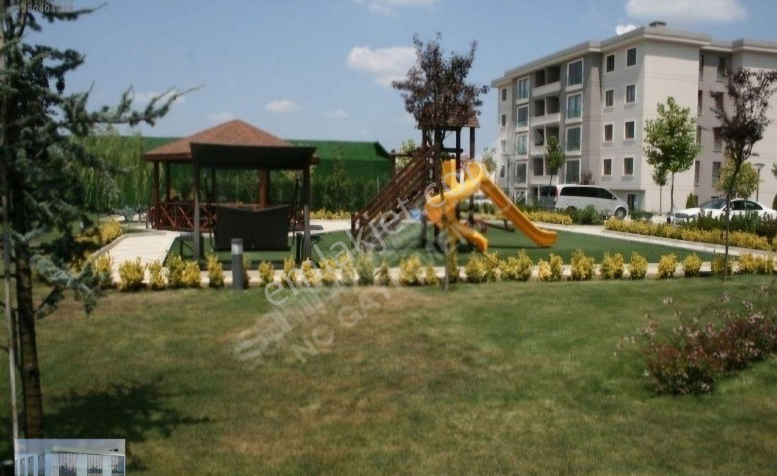 Sancaktepe Yeşil Koruplus Sitesi'nde Sosyal Olanaklı Satılık 3+1 - Görsel 12