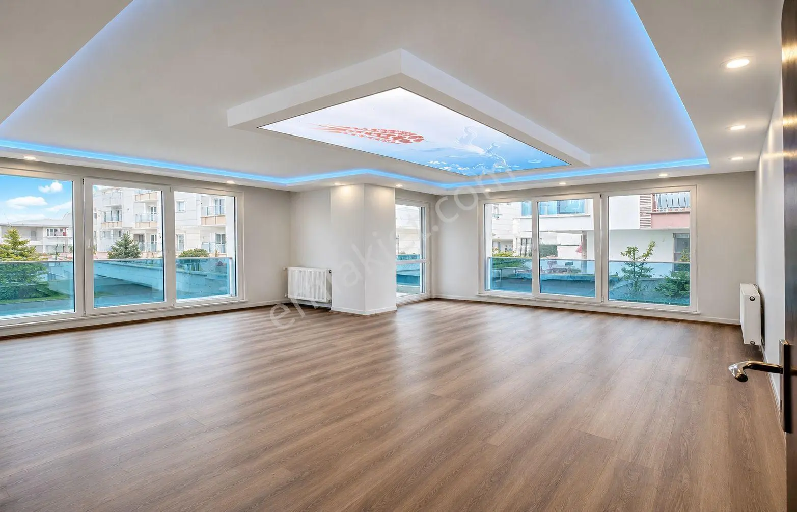 Butik Site İçi Ebeveyn Banyolu Kapalı Otoparklı Metrobüse 5 Dk - Görsel 27