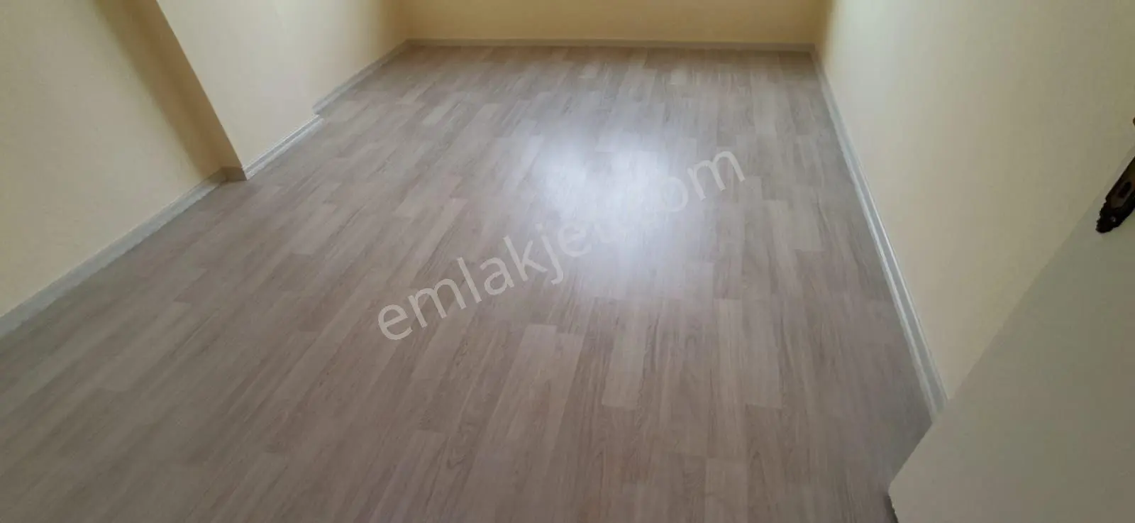 Bayındırda 3+1 140m2 4.kat Kdb Cephe - Görsel 9