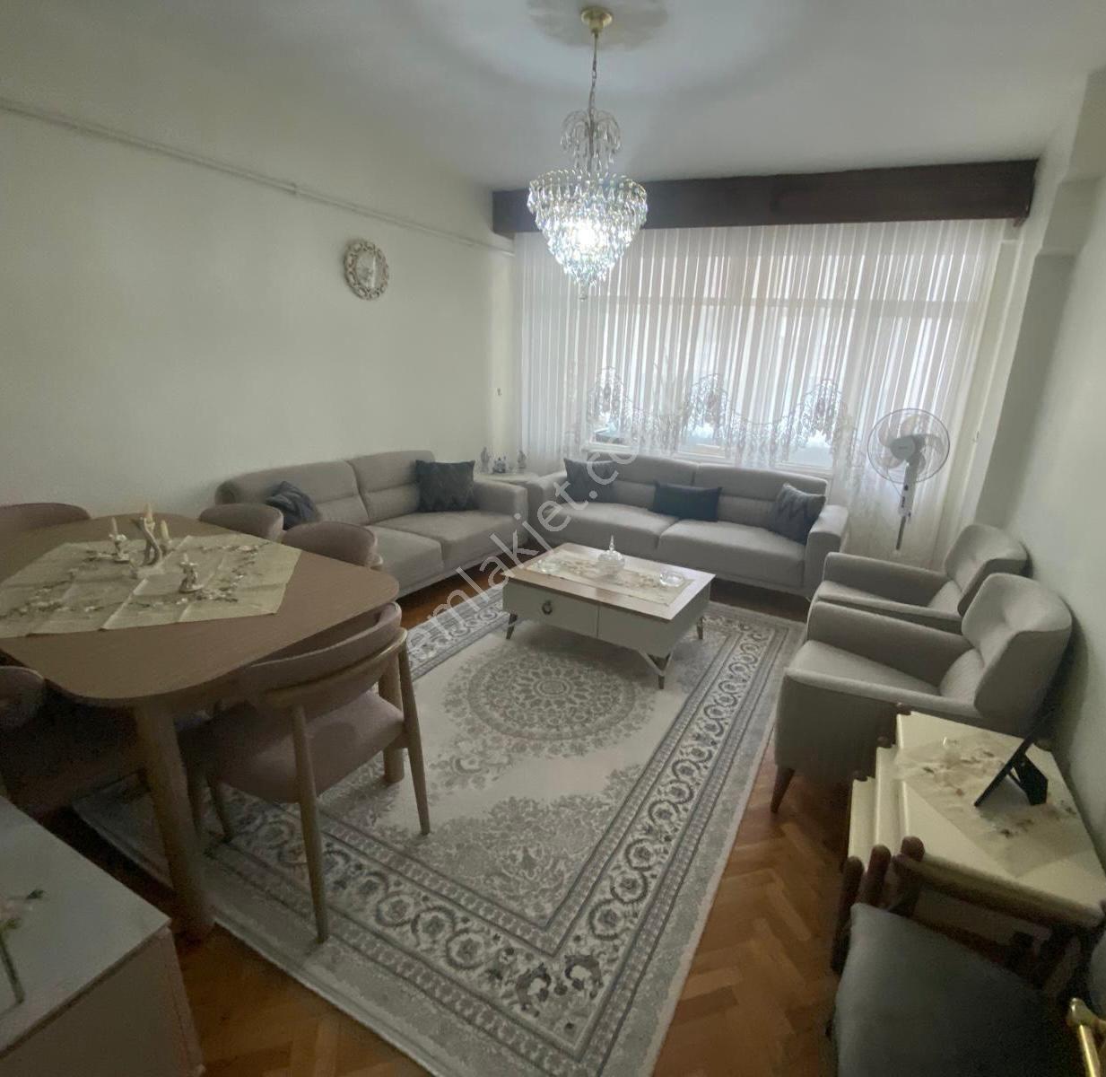 B.evlerde Kentsel Dönüşüme Girmiş 2+1 3. Kat Daire