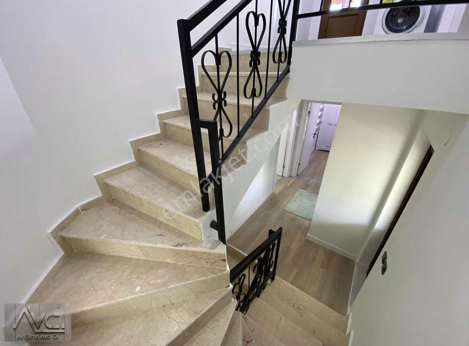 Avcı'dan Havuzlu Site'de Full Tadilatlı Eşyalı Satılık 3+1 Villa - Görsel 20