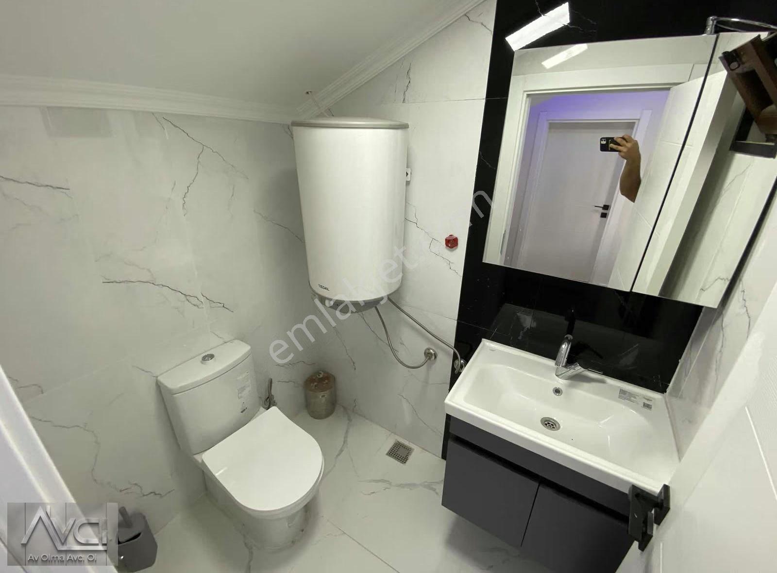 Avcı'dan Havuzlu Site'de Full Tadilatlı Eşyalı Satılık 3+1 Villa - Görsel 13
