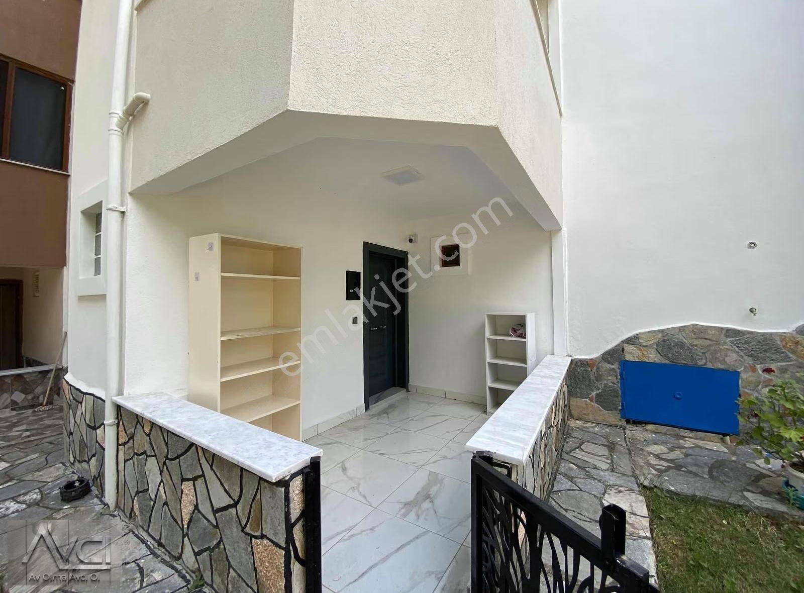 Avcı'dan Havuzlu Site'de Full Tadilatlı Eşyalı Satılık 3+1 Villa - Görsel 16