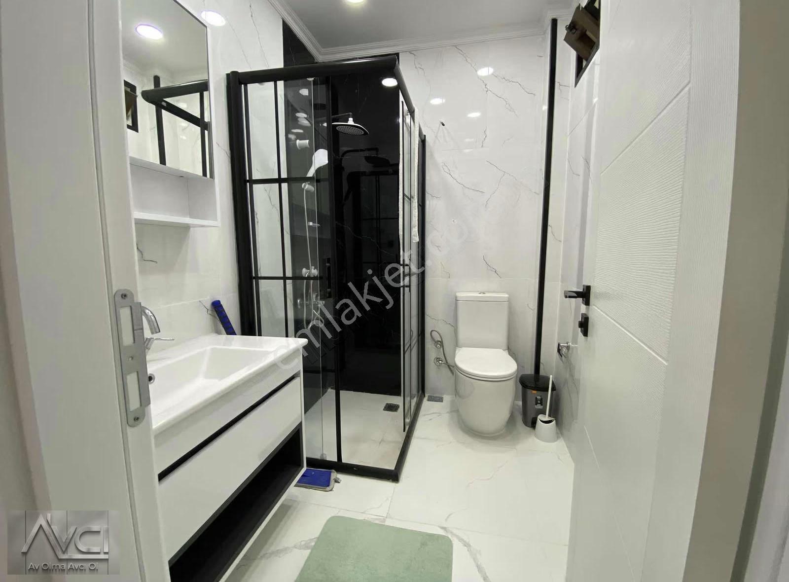 Avcı'dan Havuzlu Site'de Full Tadilatlı Eşyalı Satılık 3+1 Villa - Görsel 25