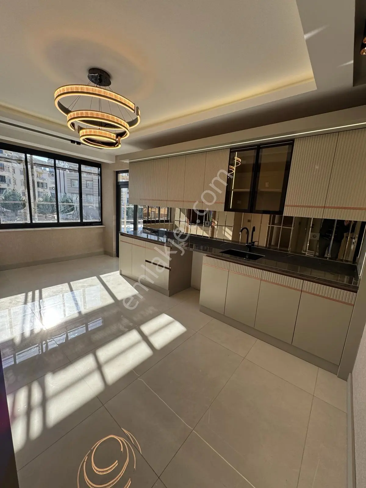 Ymz'den Yılmazlar Plaza Yanında 2,5+1 Sıfır Daire - Görsel 9