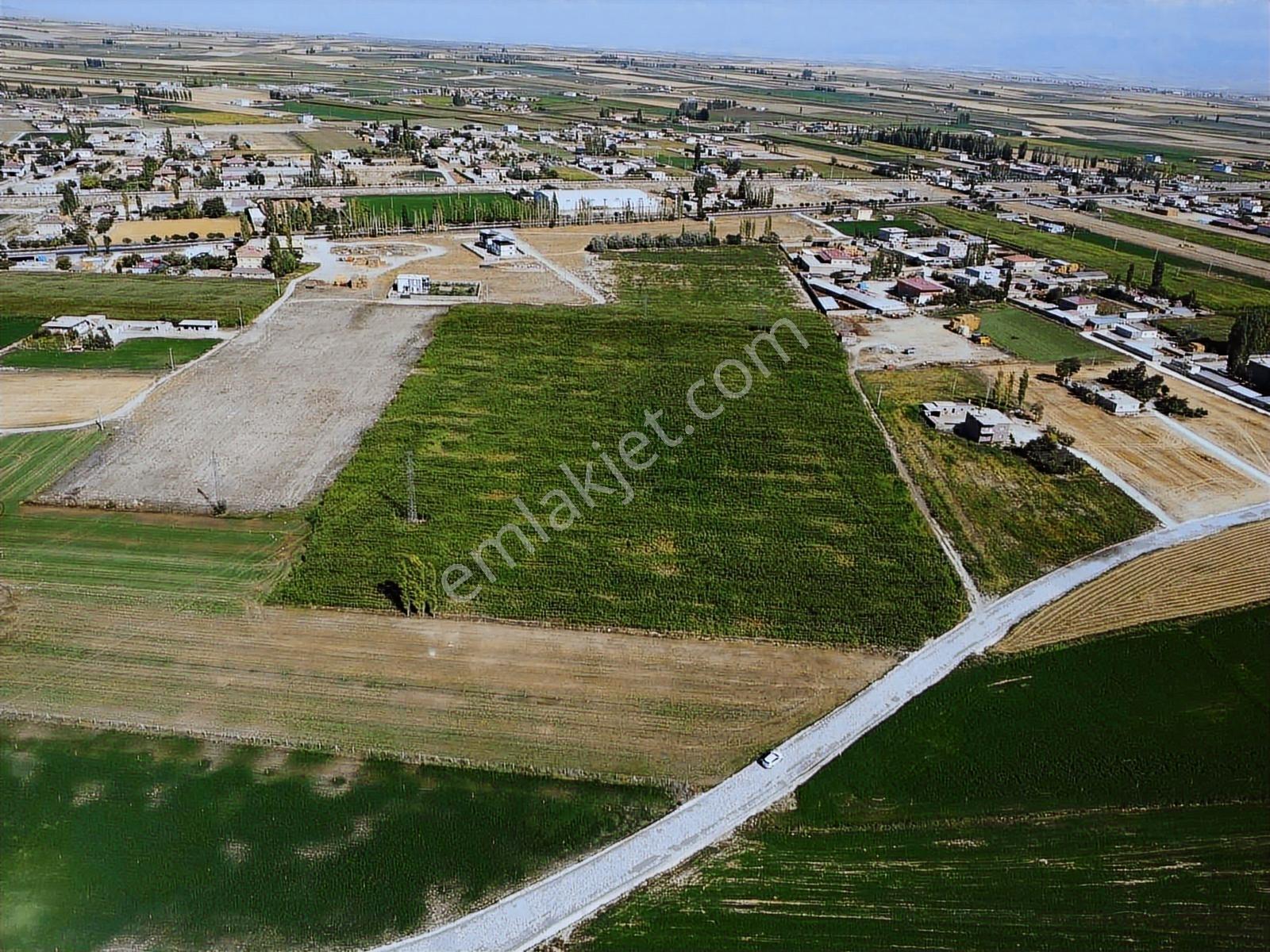 Emin Emlak Niğde Gölcük Merkezde 61 Dönüm İmara Girmiş Tarla - Görsel 10