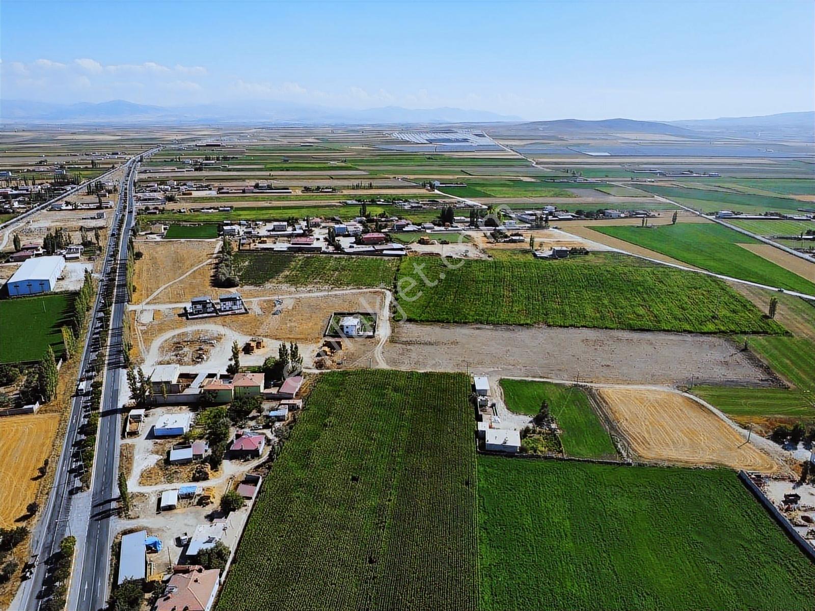 Emin Emlak Niğde Gölcük Merkezde 61 Dönüm İmara Girmiş Tarla - Görsel 4