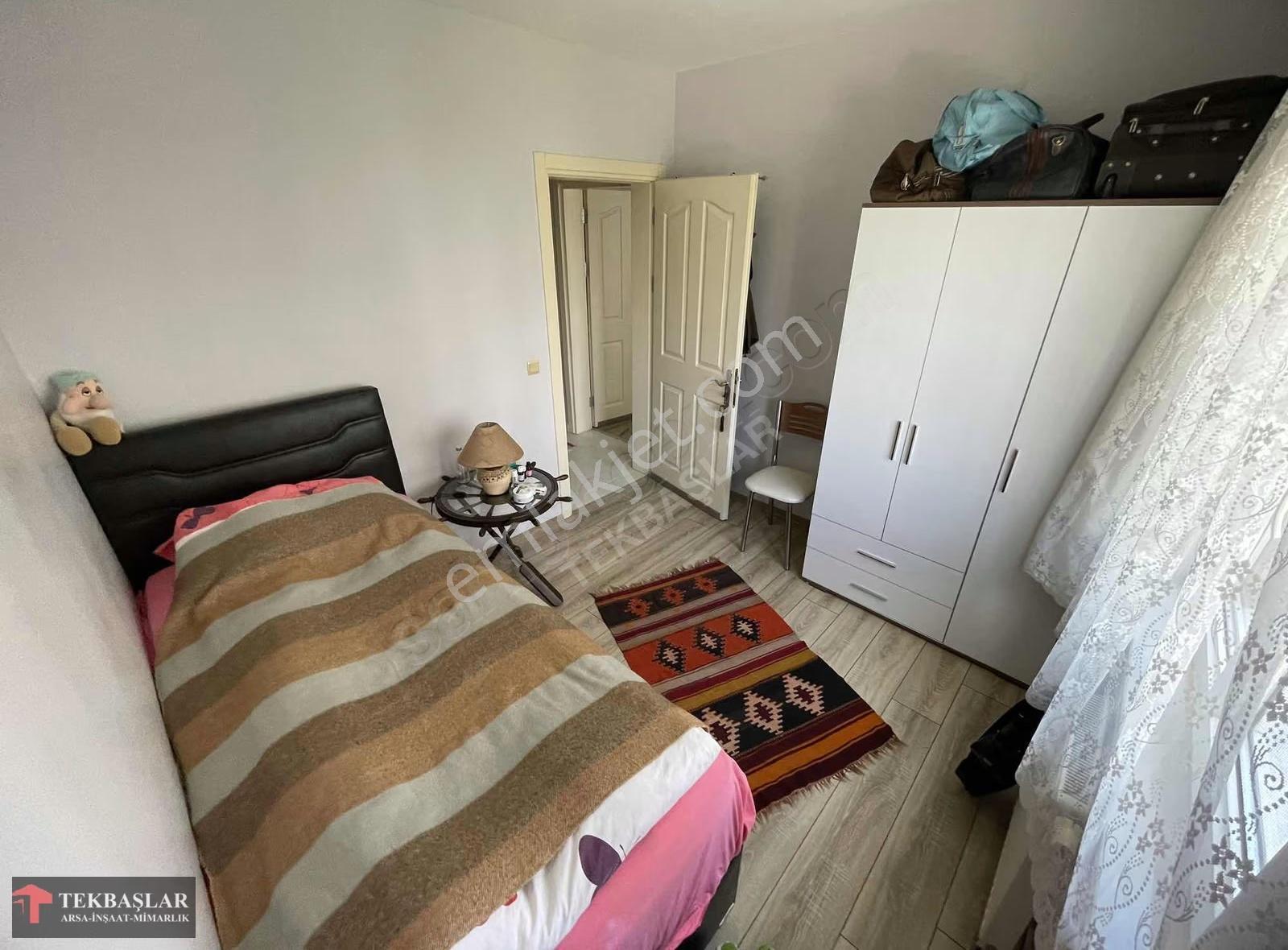 Site İçinde Güvenlikli, Otoparklı, Oturuma Ve Yatırıma Uygun 2+1 - Görsel 3