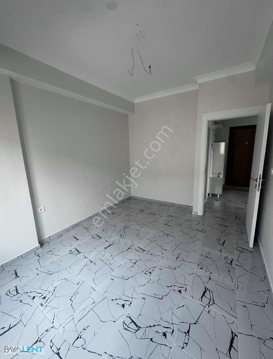 Baylent' Den 2. Gündoğan Mahallesinde Kiralık 2+1 Daire - Görsel 15