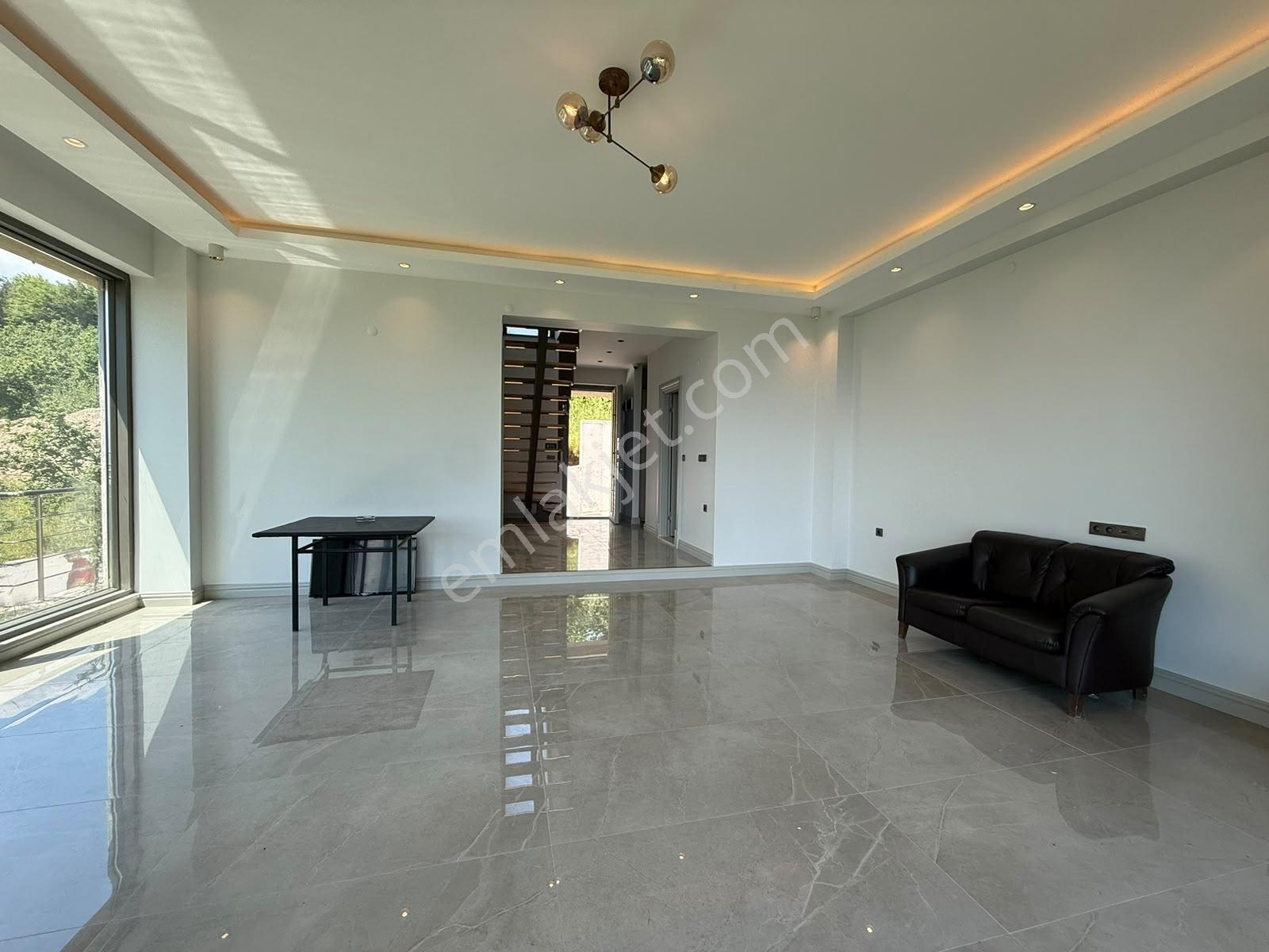 Kw Metsa'dan Konuralp'de Düzce Manzaralı Lüks Villa - Görsel 21