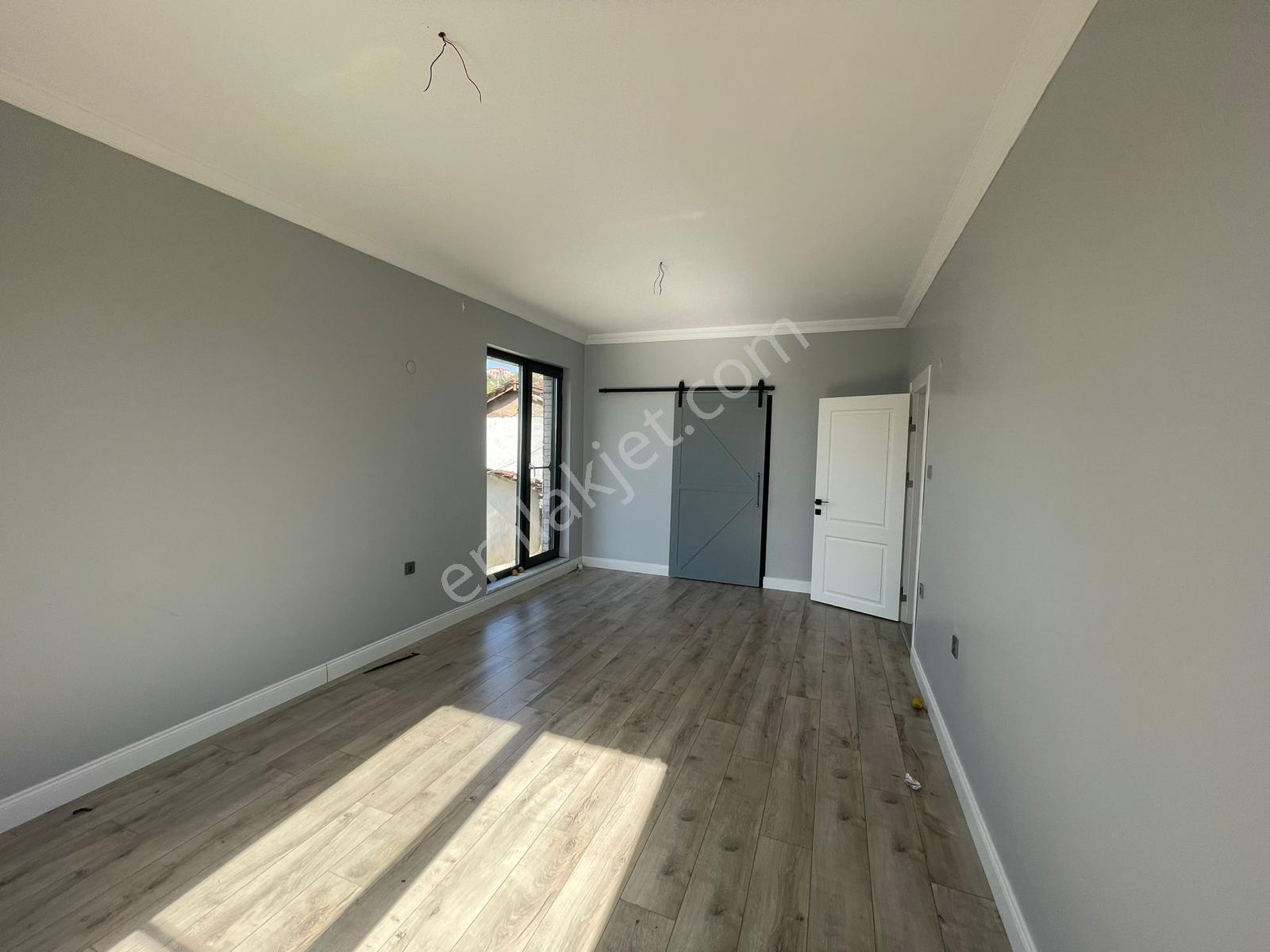 Kw Metsa'dan Sallar Mah. 1.185 M² Arsa İçinde Satılık Villa - Görsel 5