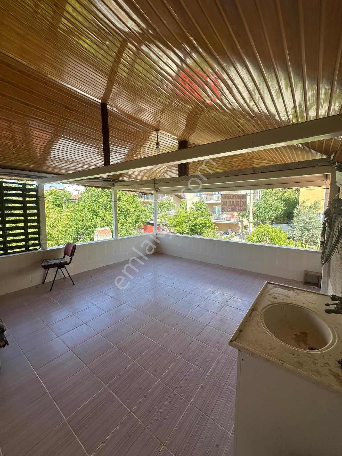 Geniş Teraslı 3+1 Eşyalı Kiralık Daire