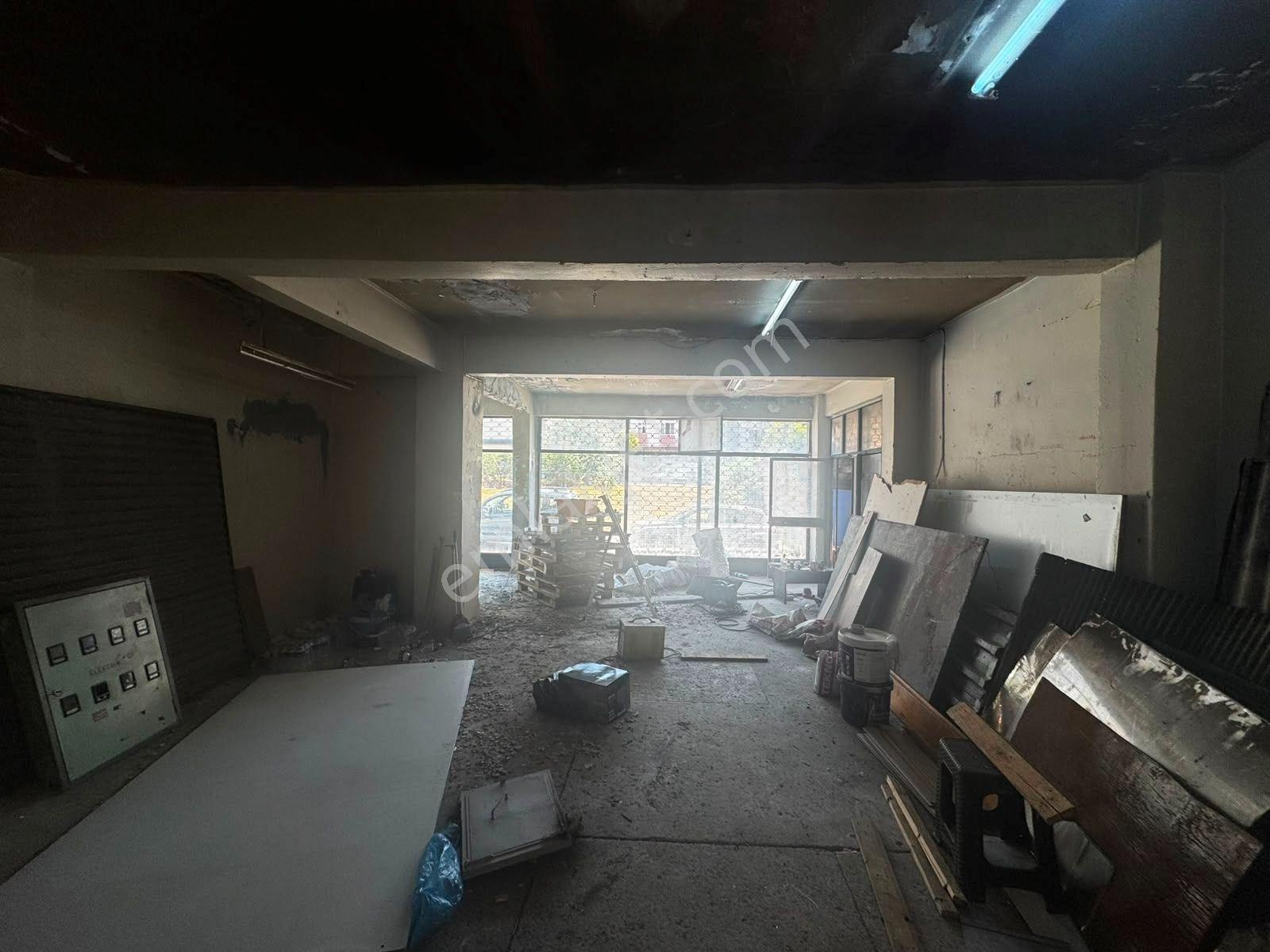 15 Temmuz Mah. Kiralık 75m² Dükkan - Tüm İhtiyaçlara Uygun! - Görsel 5