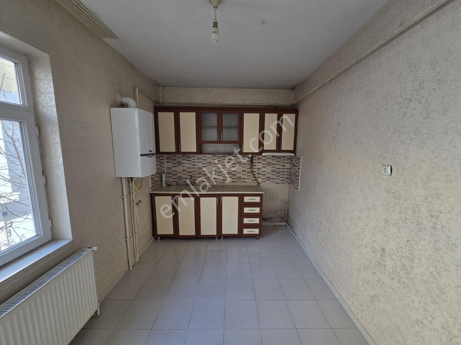 Depozito Yok! Olgunlar Camii Altında Kiralık Daire - Görsel 2