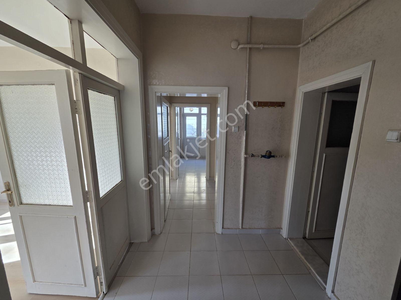 Depozito Yok! Olgunlar Camii Altında Kiralık Daire - Görsel 23