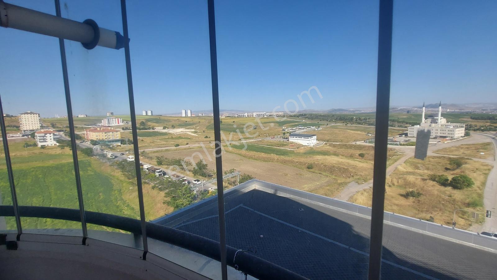 Bilişim Koleji Yakını Vadi Sitesinde 3+1 Kilerli Kiralık Daire - Görsel 16