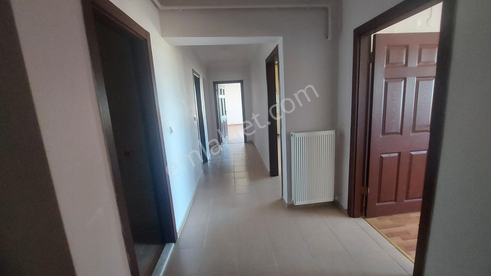 Bilişim Koleji Yakını Vadi Sitesinde 3+1 Kilerli Kiralık Daire - Görsel 14