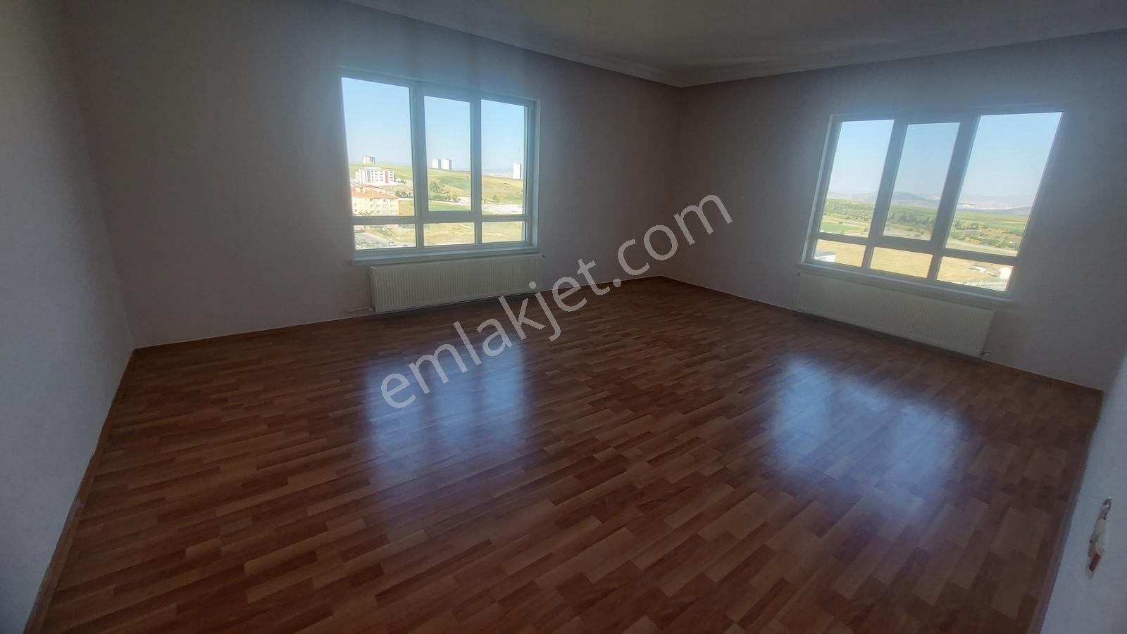 Bilişim Koleji Yakını Vadi Sitesinde 3+1 Kilerli Kiralık Daire - Görsel 3