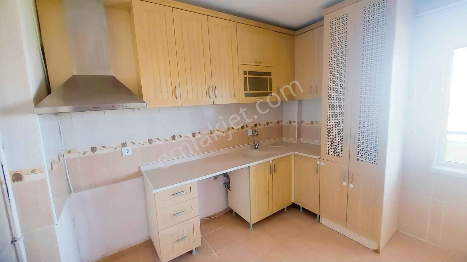 Bilişim Koleji Yakını Vadi Sitesinde 3+1 Kilerli Kiralık Daire - Görsel 33