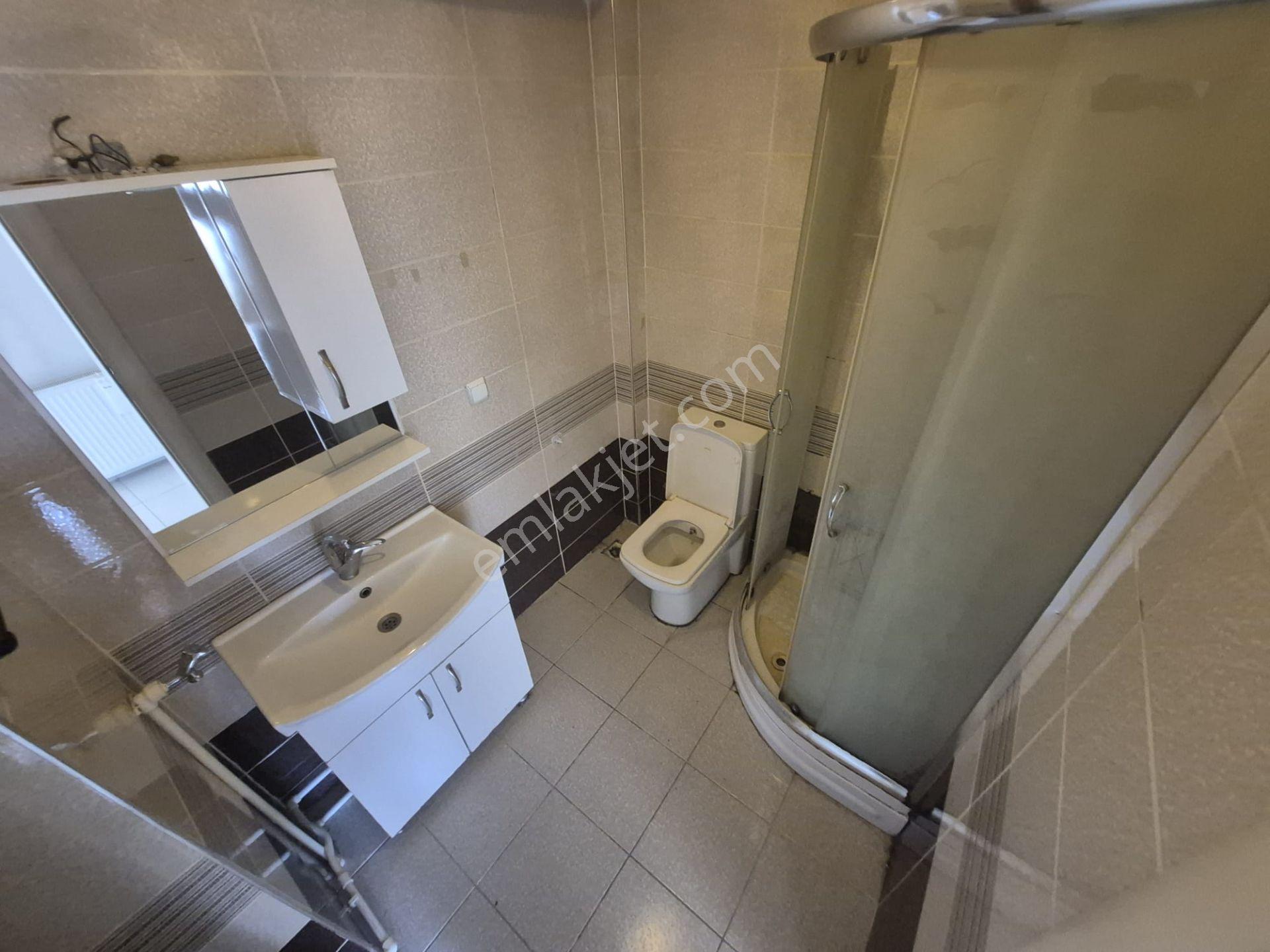 Edremit Merkez'de Kiralık Doğalgazlı Daire - Görsel 18