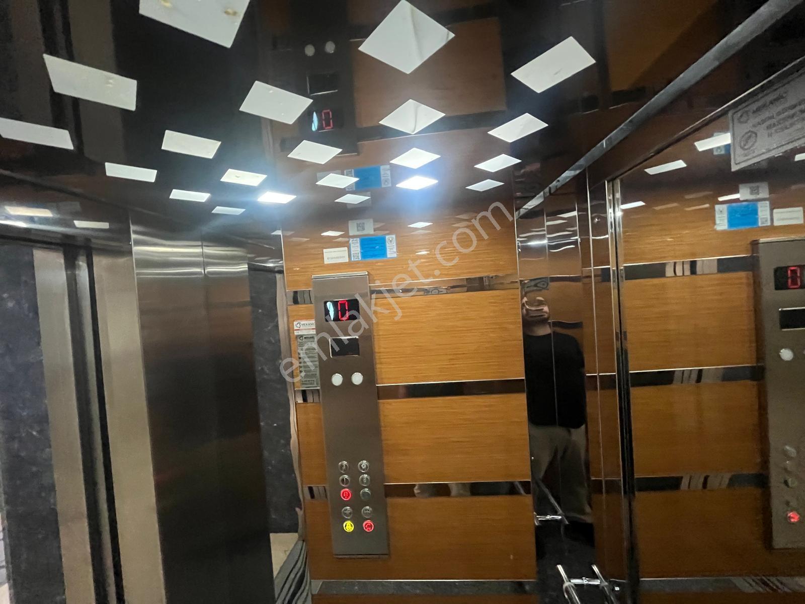 3+1 (geniş) Yeni Bina Siteiçi(ekstralı)denize/izmit Yoluna Yakn - Görsel 21