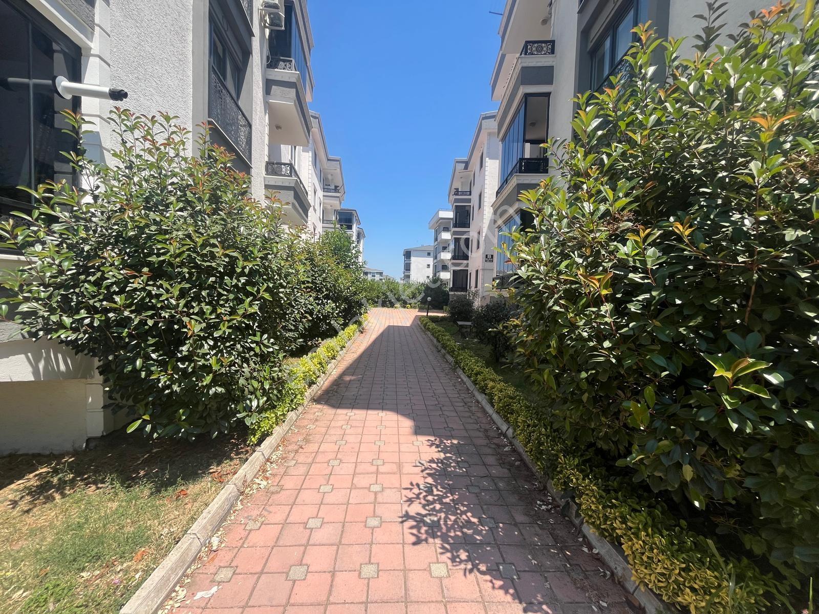 3+1 (geniş) Yeni Bina Siteiçi(ekstralı)denize/izmit Yoluna Yakn - Görsel 30