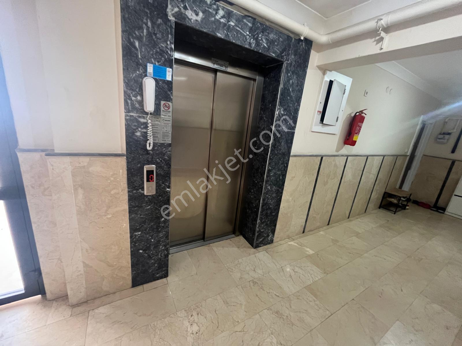 3+1 (geniş) Yeni Bina Siteiçi(ekstralı)denize/izmit Yoluna Yakn - Görsel 29