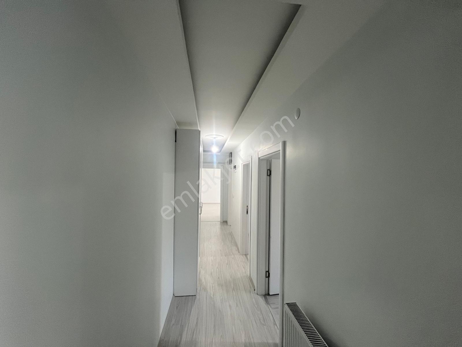 3+1 (geniş) Yeni Bina Siteiçi(ekstralı)denize/izmit Yoluna Yakn - Görsel 12