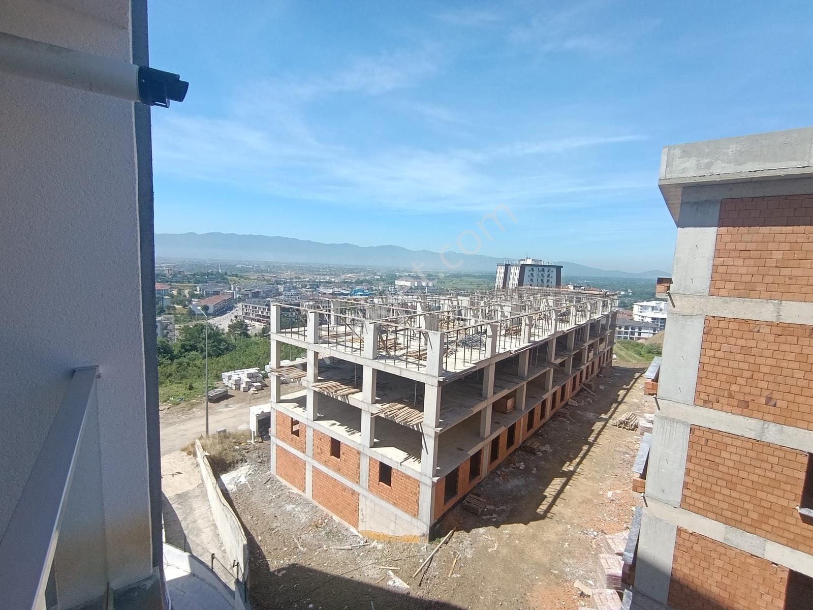 Kw Metsa'dan Konuralp Vadi 1923'de Eşyalı 1+1 Kiralık Daire - Görsel 5