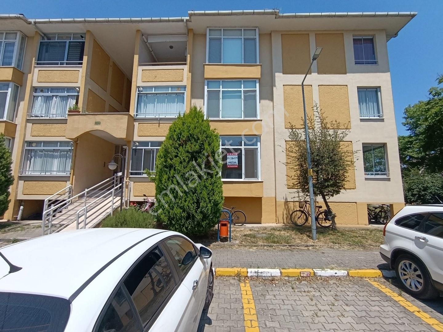 Kw Metsa'dan Memursen Sitesinde 3+1 Kiralık Daire - Görsel 21
