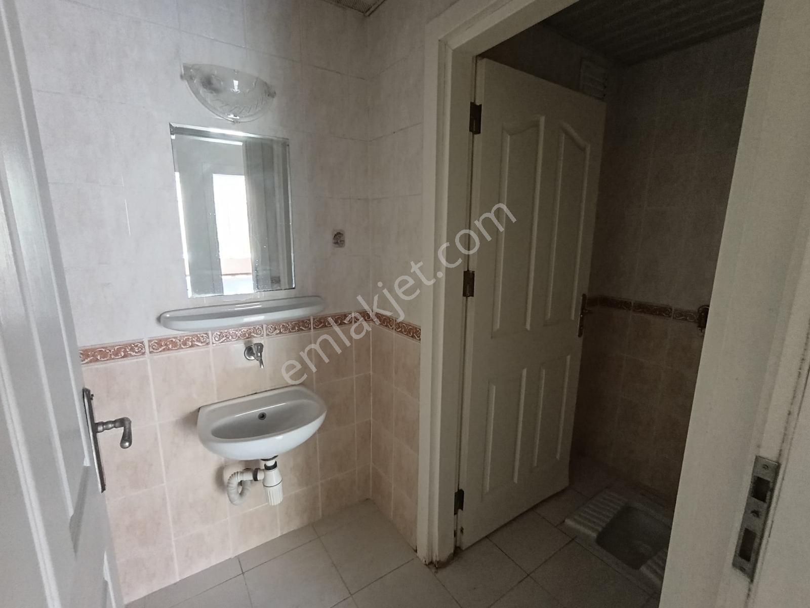 Kw Metsa'dan Memursen Sitesinde 3+1 Kiralık Daire - Görsel 17