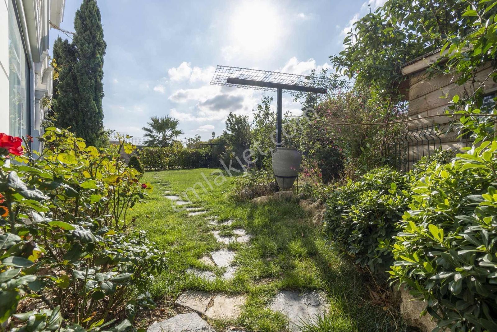 Remax Den Beylikdüzünde Eşsiz Ultra Lüx Satılık 8+2 Malikane - Görsel 31