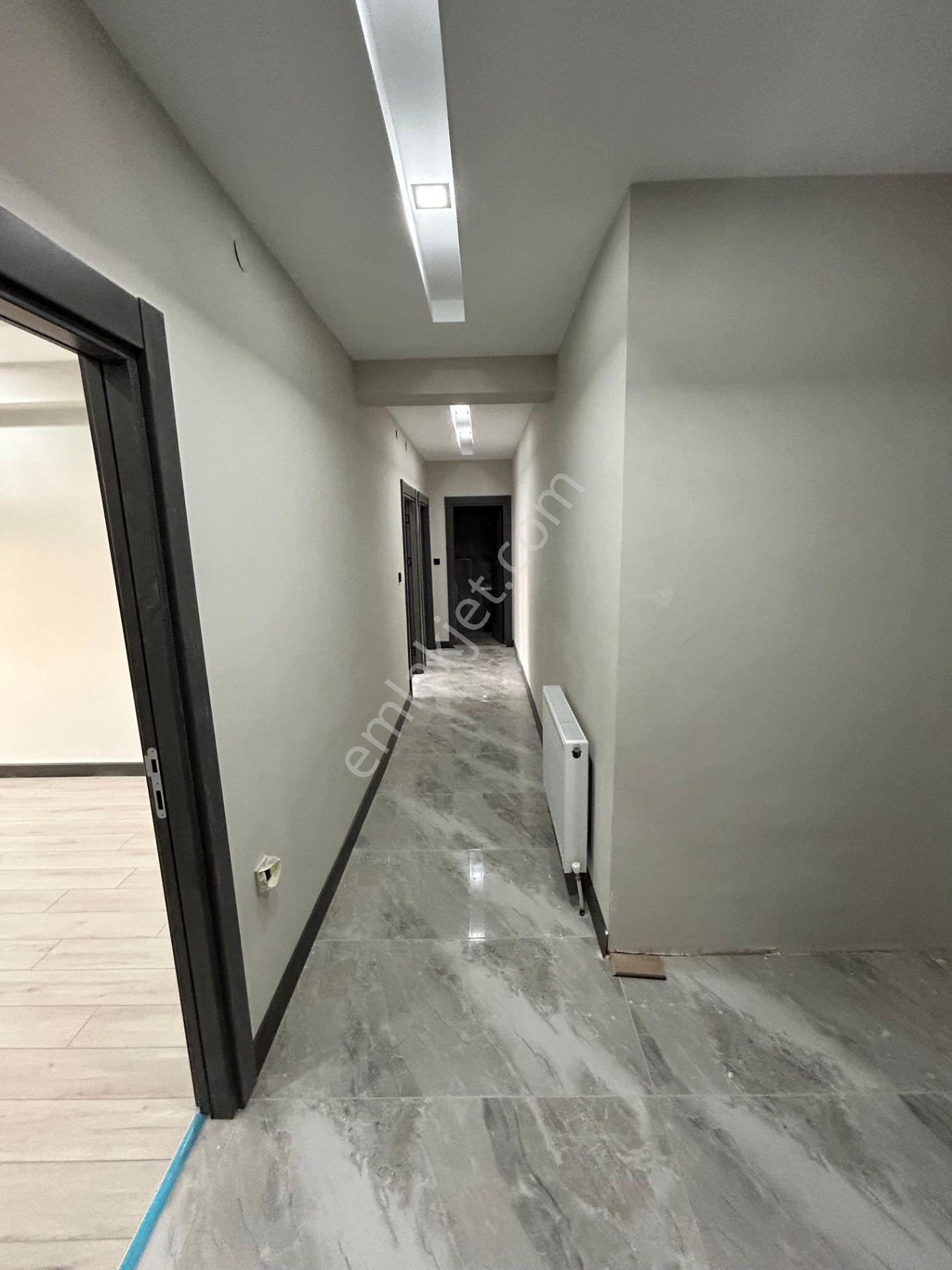 Güngör Emlaktan Agahefendi Asos Sitesinde Satılık 2+1 Daire - Görsel 25