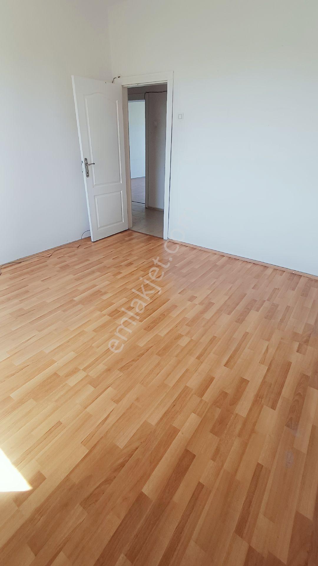 Yeşiloğlu Emlaktan Yenimahalle Merkezde Metro Yakınında Katta Bakımlı 2+1 Daire. - Görsel 29